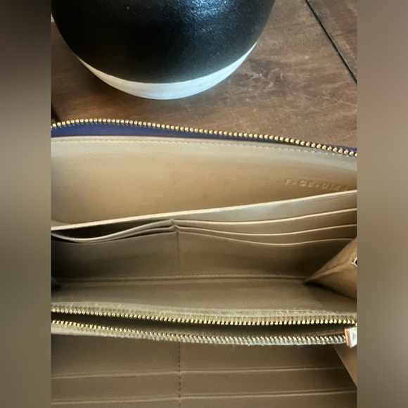 Celine Continental Wallet - Picture 8 of 9